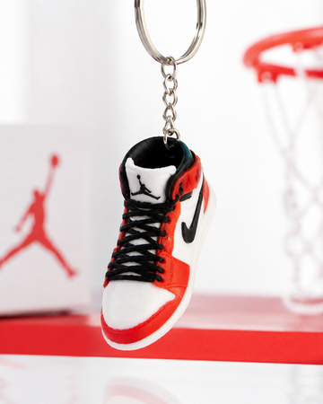 Nike Air Jordan Sneaker Sleutelhanger Rood/Wit/Zwart – Mini Schoen Keychain