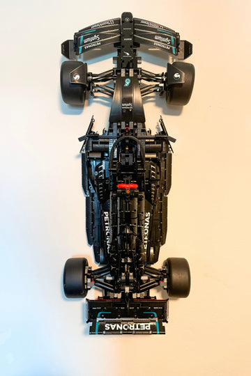 Muurbeugel voor LEGO Technic Mercedes-AMG F1 W14